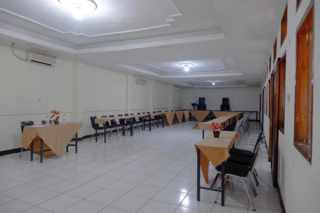 Hotel Tiara Garut Exterior foto